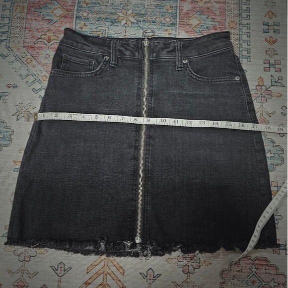 Y2K 90s Circle Zipperpull grunge dark wash black denim jean mini skirt cutoff - Picture 5 of 9